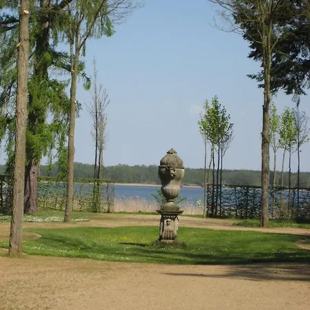 Schloss-und Seeblick * Rheinsberg