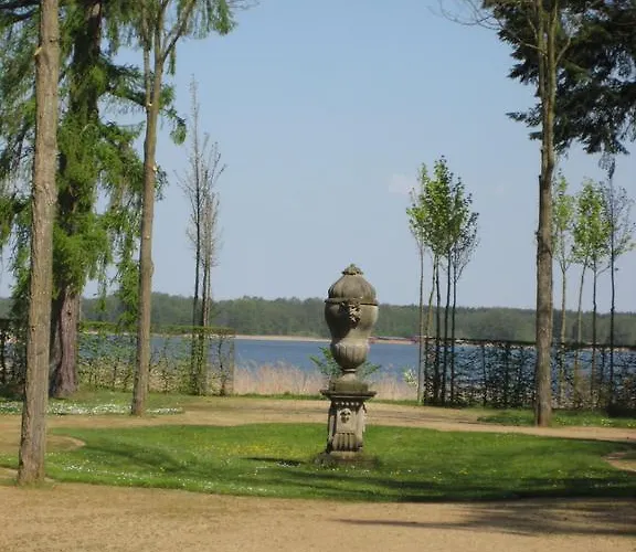 Schloss-und Seeblick * Rheinsberg