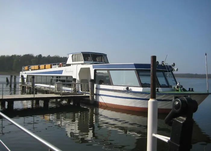 Schloss-und Seeblick דירה *